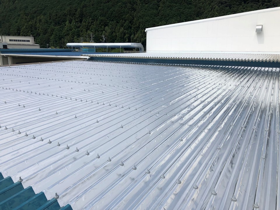 自動車部品工場でスカイ工法様