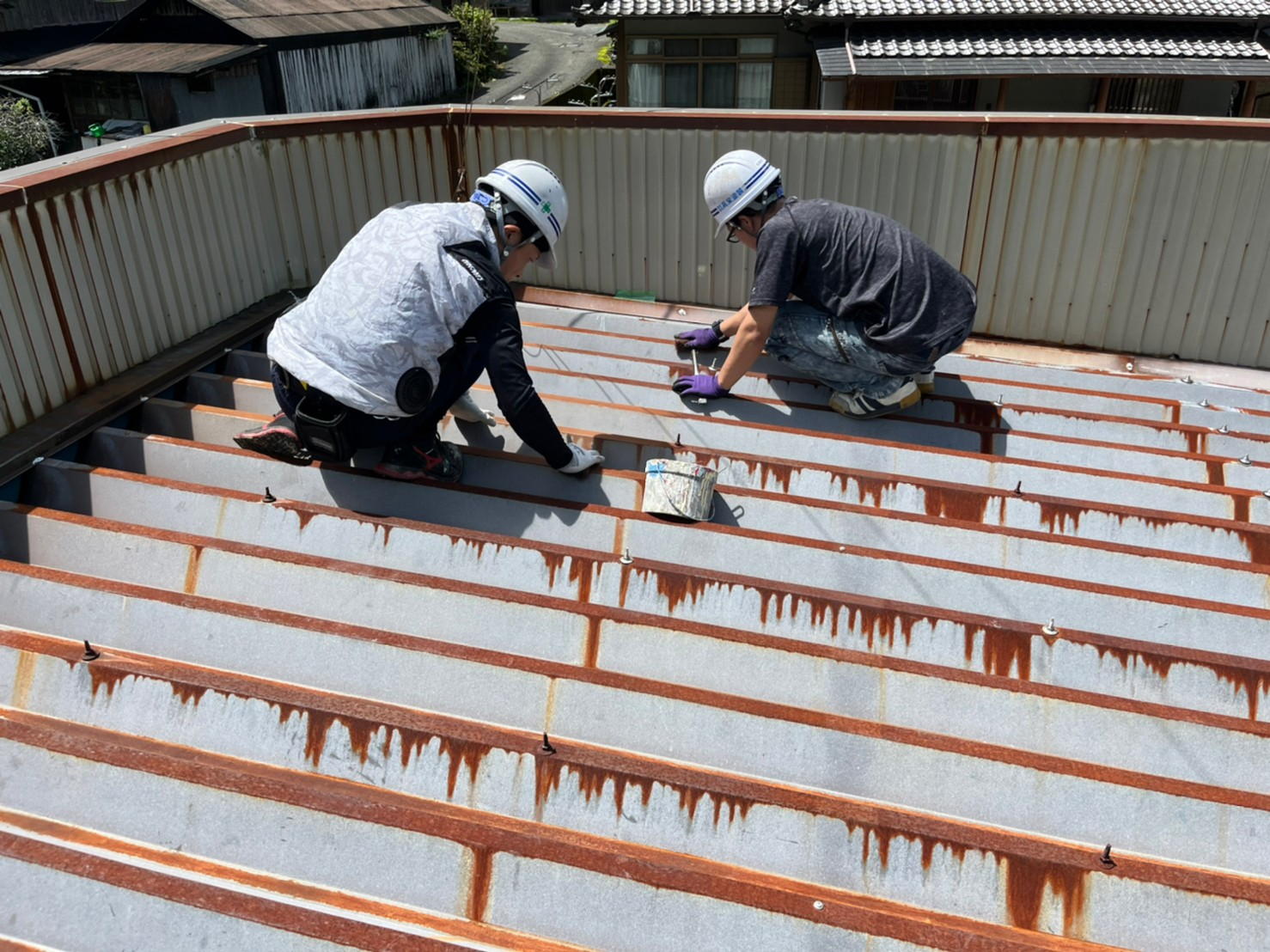 折板屋根の暑さ対策に採用様